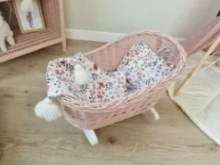 TinaForKids Puppenwiege Aus Weiden Mit Bettwäscheset, Puppenbett Altrosa/Weiß