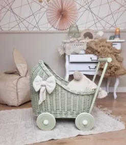 TinaForKids Puppenwagen Mit Bettwäscheset Aus Weiden Und Holz, Grün/Beige