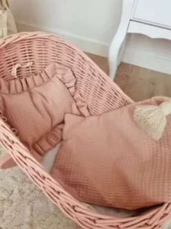 TinaForKids Puppenwiege Aus Weiden Mit Bettwäscheset, Puppenbett Altrosa -Puppenwelt Verkauf 29721293 03