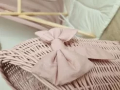 TinaForKids Puppenwagen Mit Bettwäscheset Aus Weiden Und Holz, Altrosa/Weiß 9 TinaForKids Puppenwagen Mit Bettwäscheset Aus Weiden Und Holz, Altrosa/Weiß -Puppenwelt Verkauf 29721303 04